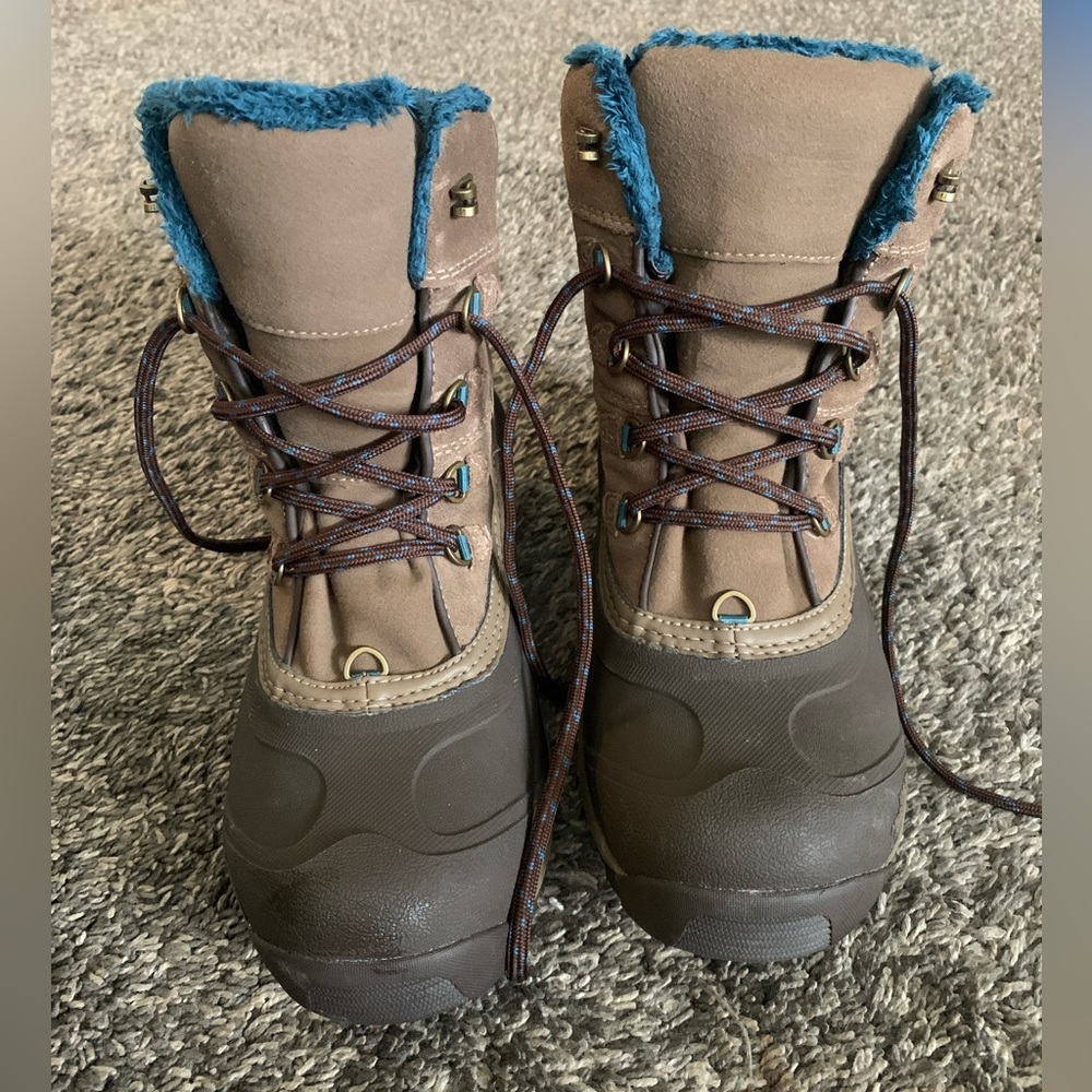 The North Face Chilkat Snow Boot Women’s sz 8